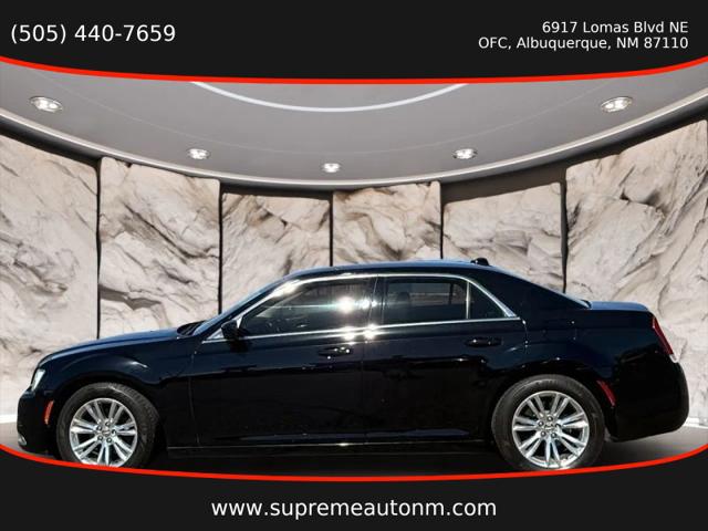 2018 Chrysler 300 Touring L