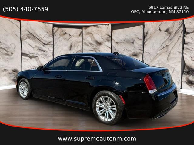 2018 Chrysler 300 Touring L