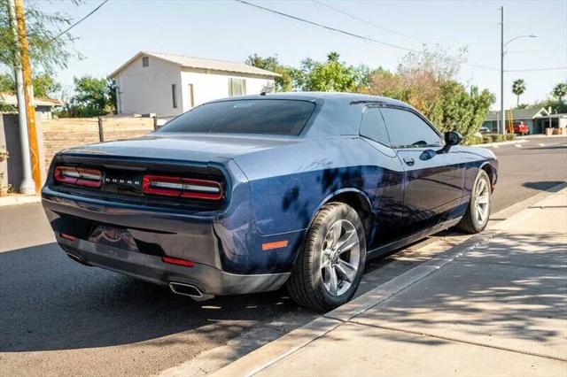 2016 Dodge Challenger SXT