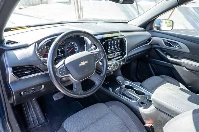 2023 Chevrolet Traverse FWD LT Cloth