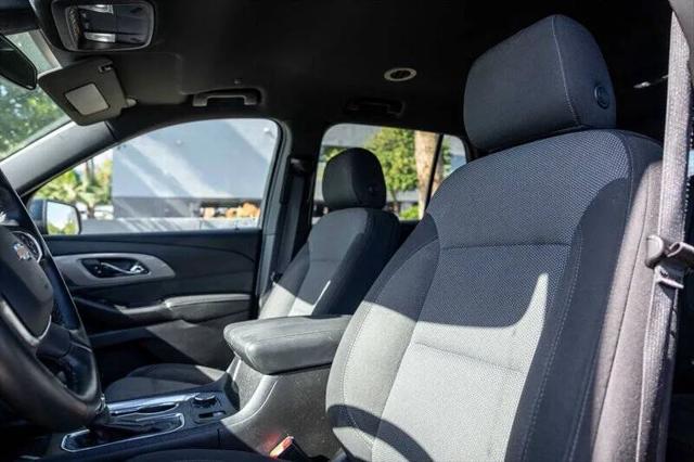 2023 Chevrolet Traverse FWD LT Cloth