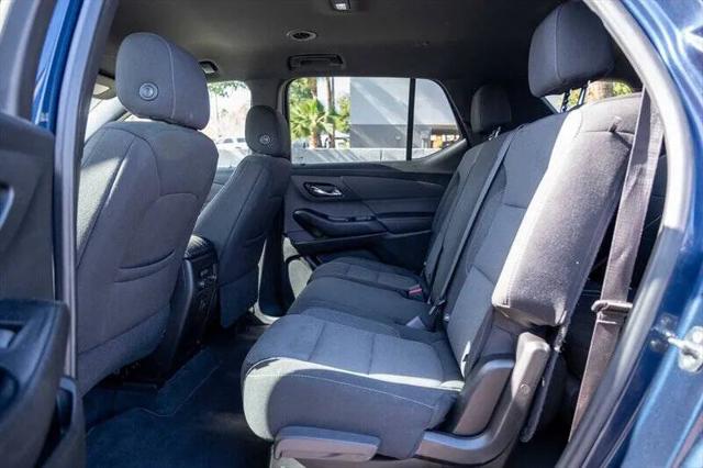 2023 Chevrolet Traverse FWD LT Cloth