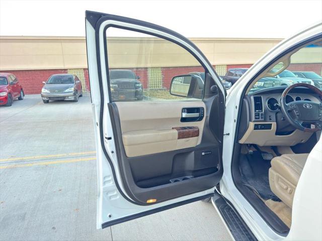 2010 Toyota Sequoia Platinum 5.7L V8