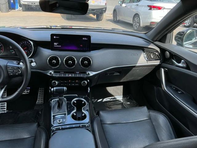 2022 Kia Stinger GT-Line