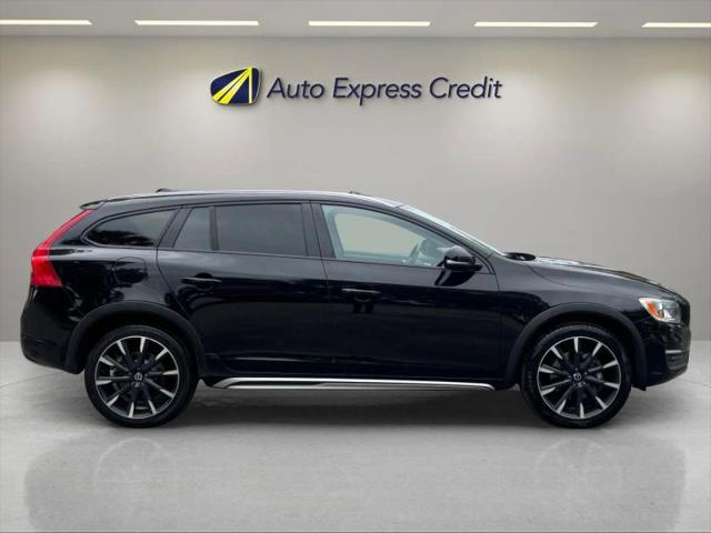 2018 Volvo V60 Cross Country T5