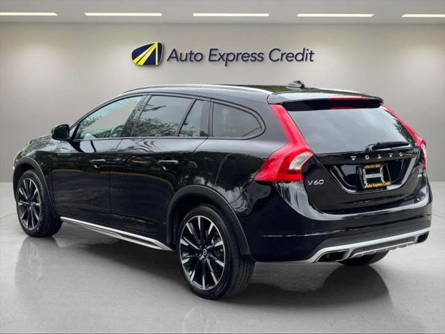 2018 Volvo V60 Cross Country T5