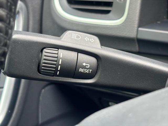 2018 Volvo V60 Cross Country T5