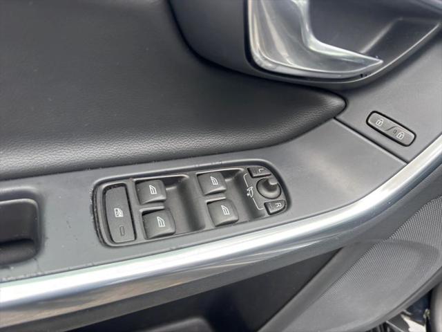 2018 Volvo V60 Cross Country T5