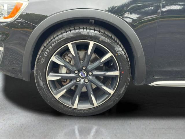 2018 Volvo V60 Cross Country T5