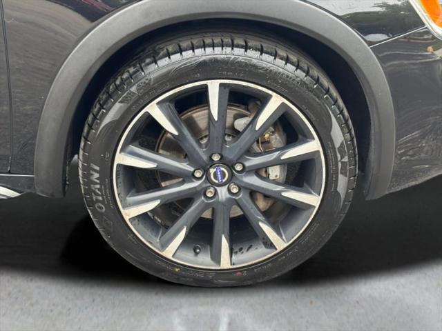 2018 Volvo V60 Cross Country T5