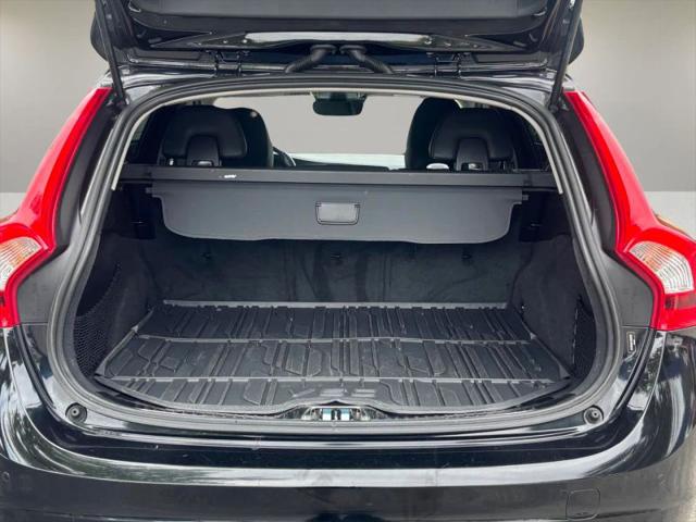 2018 Volvo V60 Cross Country T5
