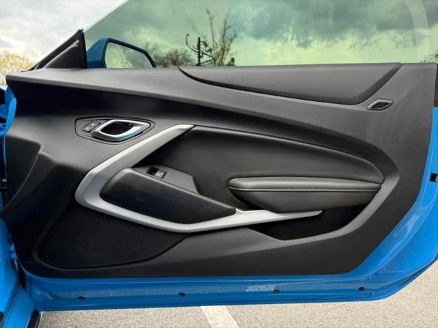 2022 Chevrolet Camaro RWD Coupe 1LT