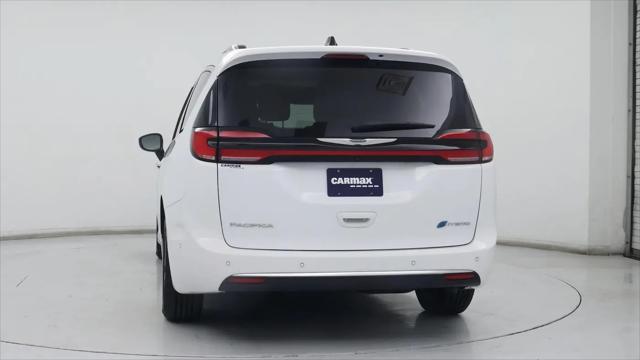 2023 Chrysler Pacifica Hybrid Pinnacle
