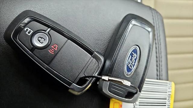2023 Ford Edge SE