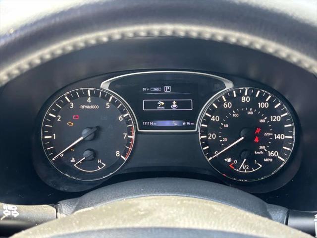 2017 Nissan Pathfinder SL
