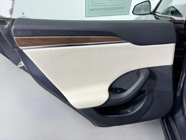 2022 Tesla Model S Dual Motor All-Wheel Drive