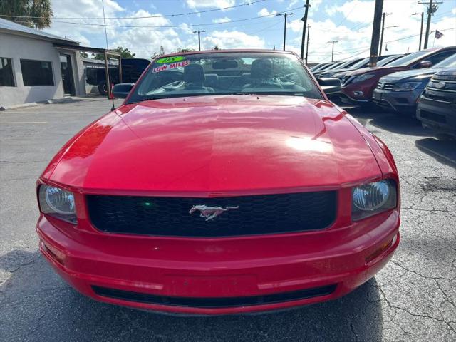 2008 Ford Mustang V6 Deluxe