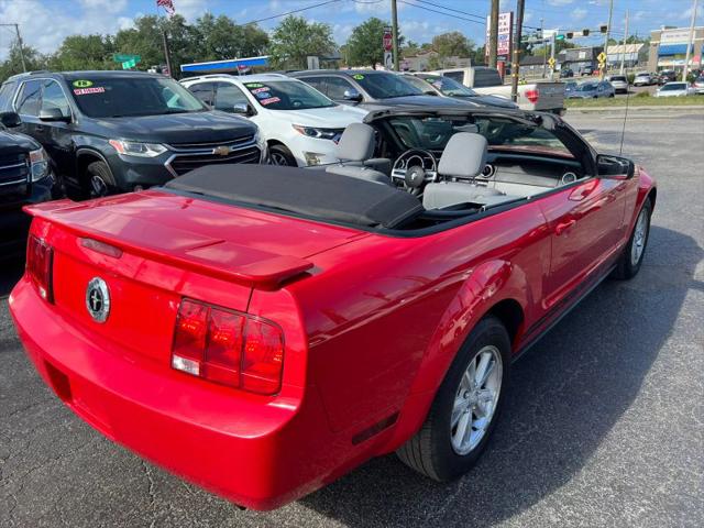 2008 Ford Mustang V6 Deluxe