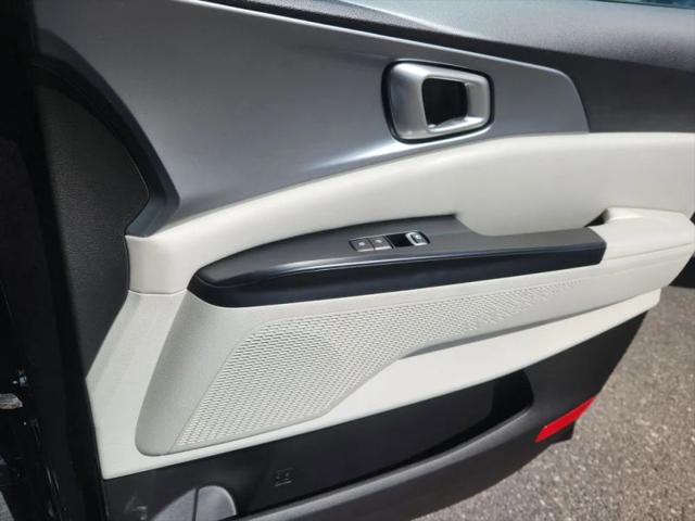 2024 Kia Carnival MPV LX