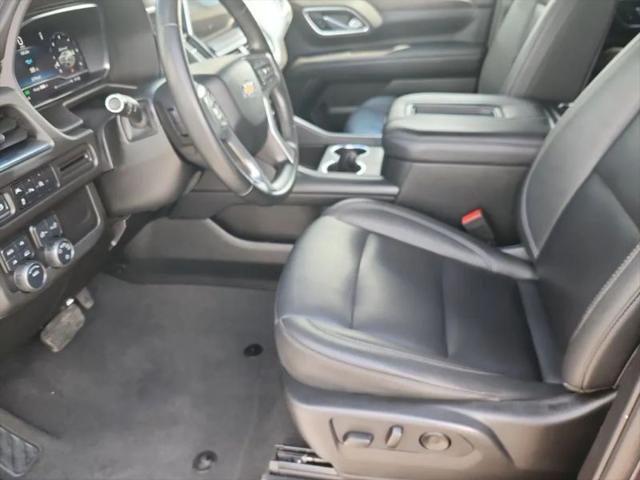 2024 Chevrolet Suburban 4WD LT