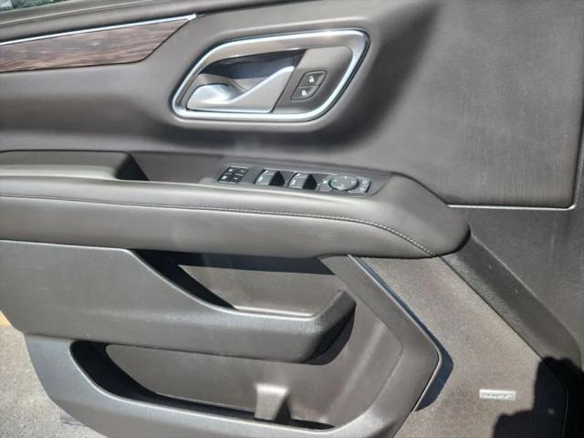 2024 Chevrolet Suburban 4WD LT