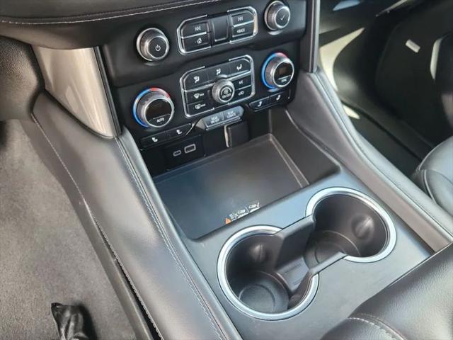 2024 Chevrolet Suburban 4WD LT