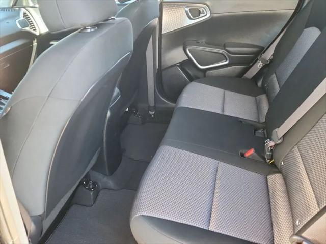 2025 Kia Soul LX