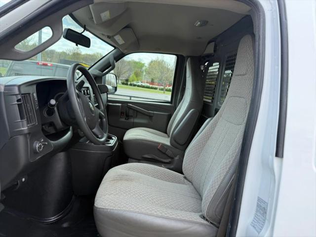 2023 Chevrolet Express Cargo Van RWD 2500 Regular Wheelbase WT