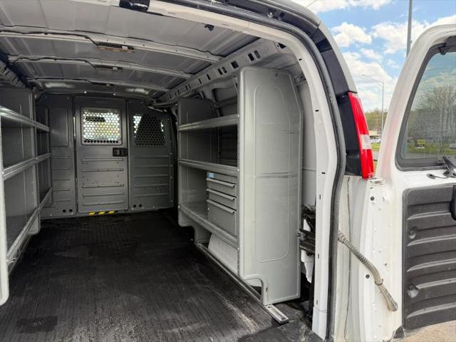 2023 Chevrolet Express Cargo Van RWD 2500 Regular Wheelbase WT
