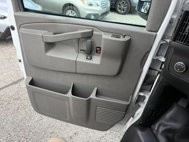 2023 Chevrolet Express Cargo Van RWD 2500 Regular Wheelbase WT