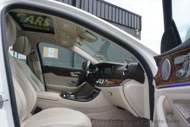 2017 Mercedes-Benz E-CLASS E 300 E 300