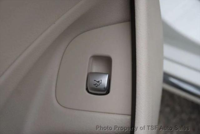 2017 Mercedes-Benz E-CLASS E 300 E 300