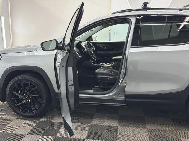 2024 GMC Terrain AWD SLT