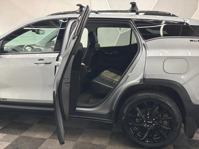 2024 GMC Terrain AWD SLT
