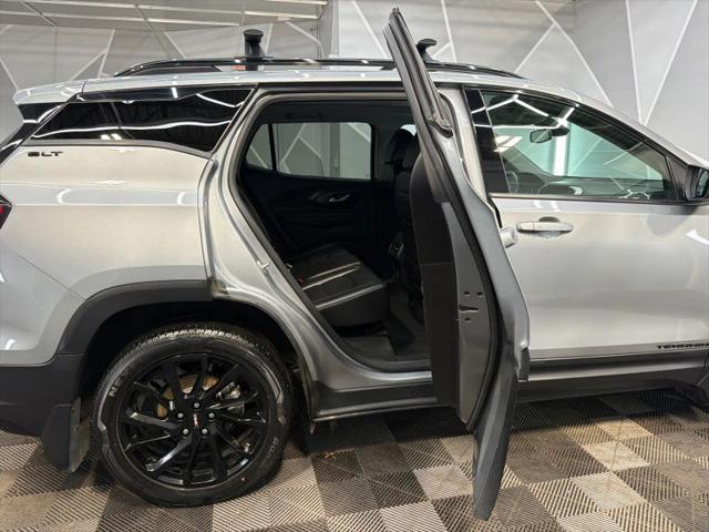 2024 GMC Terrain AWD SLT