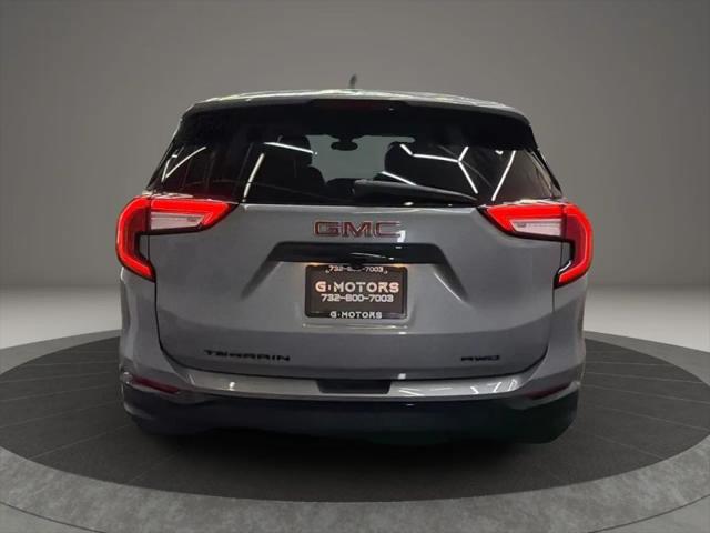 2024 GMC Terrain AWD SLT