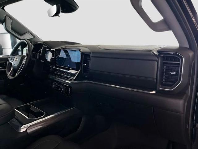 2024 Chevrolet Silverado 2500HD 4WD Crew Cab Standard Bed LTZ