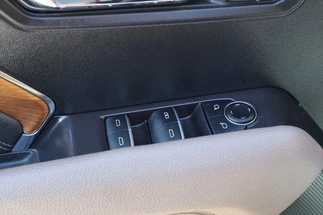 2023 GMC Canyon 4WD Crew Cab Short Box Denali