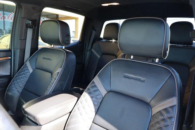 2023 GMC Canyon 4WD Crew Cab Short Box Denali