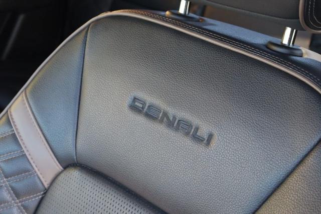 2023 GMC Canyon 4WD Crew Cab Short Box Denali