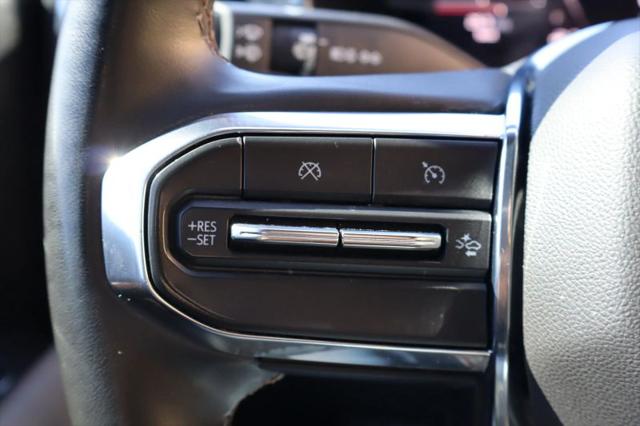 2023 GMC Canyon 4WD Crew Cab Short Box Denali