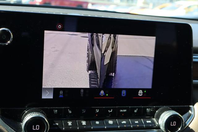 2023 GMC Canyon 4WD Crew Cab Short Box Denali