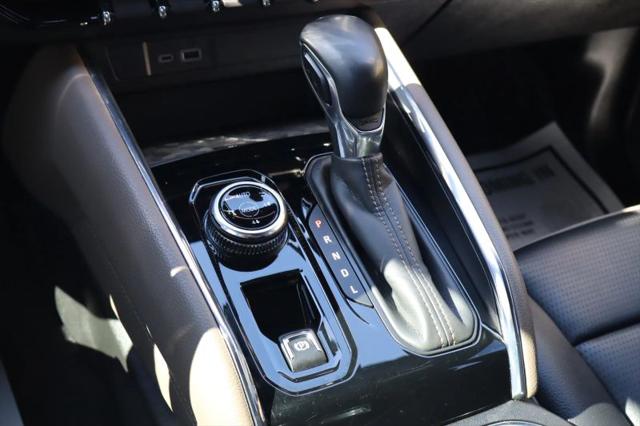 2023 GMC Canyon 4WD Crew Cab Short Box Denali