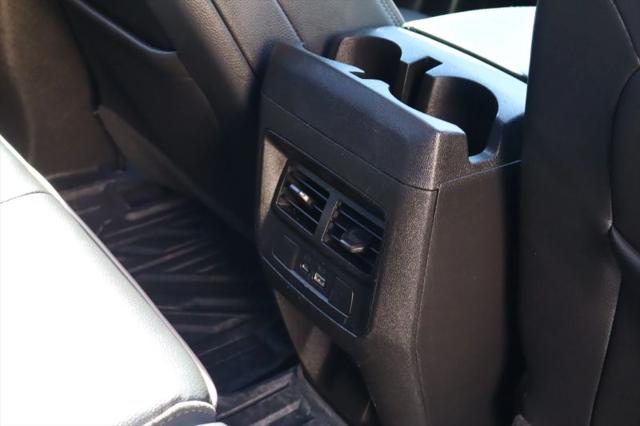 2023 GMC Canyon 4WD Crew Cab Short Box Denali