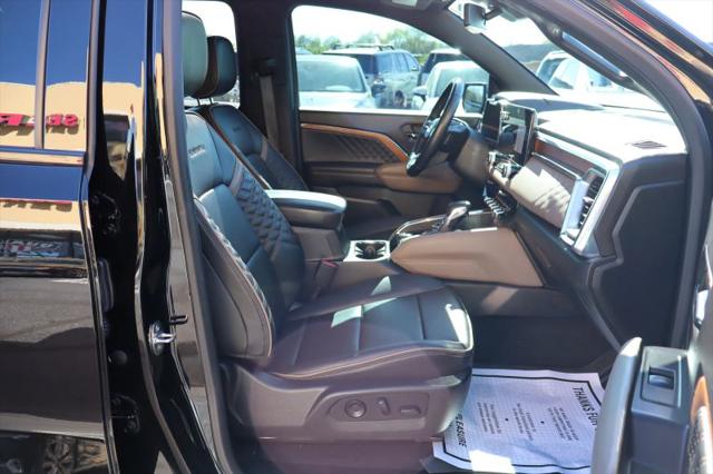 2023 GMC Canyon 4WD Crew Cab Short Box Denali