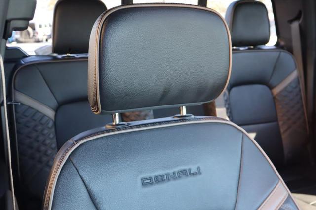2023 GMC Canyon 4WD Crew Cab Short Box Denali