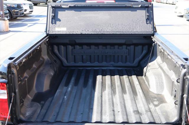 2023 GMC Canyon 4WD Crew Cab Short Box Denali