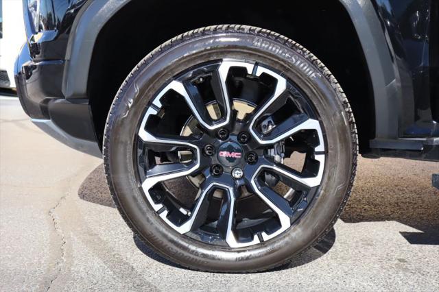 2023 GMC Canyon 4WD Crew Cab Short Box Denali
