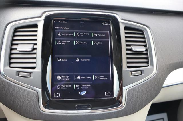 2017 Volvo XC90 T5 Momentum