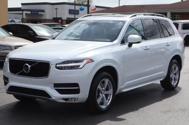 2017 Volvo XC90 T5 Momentum